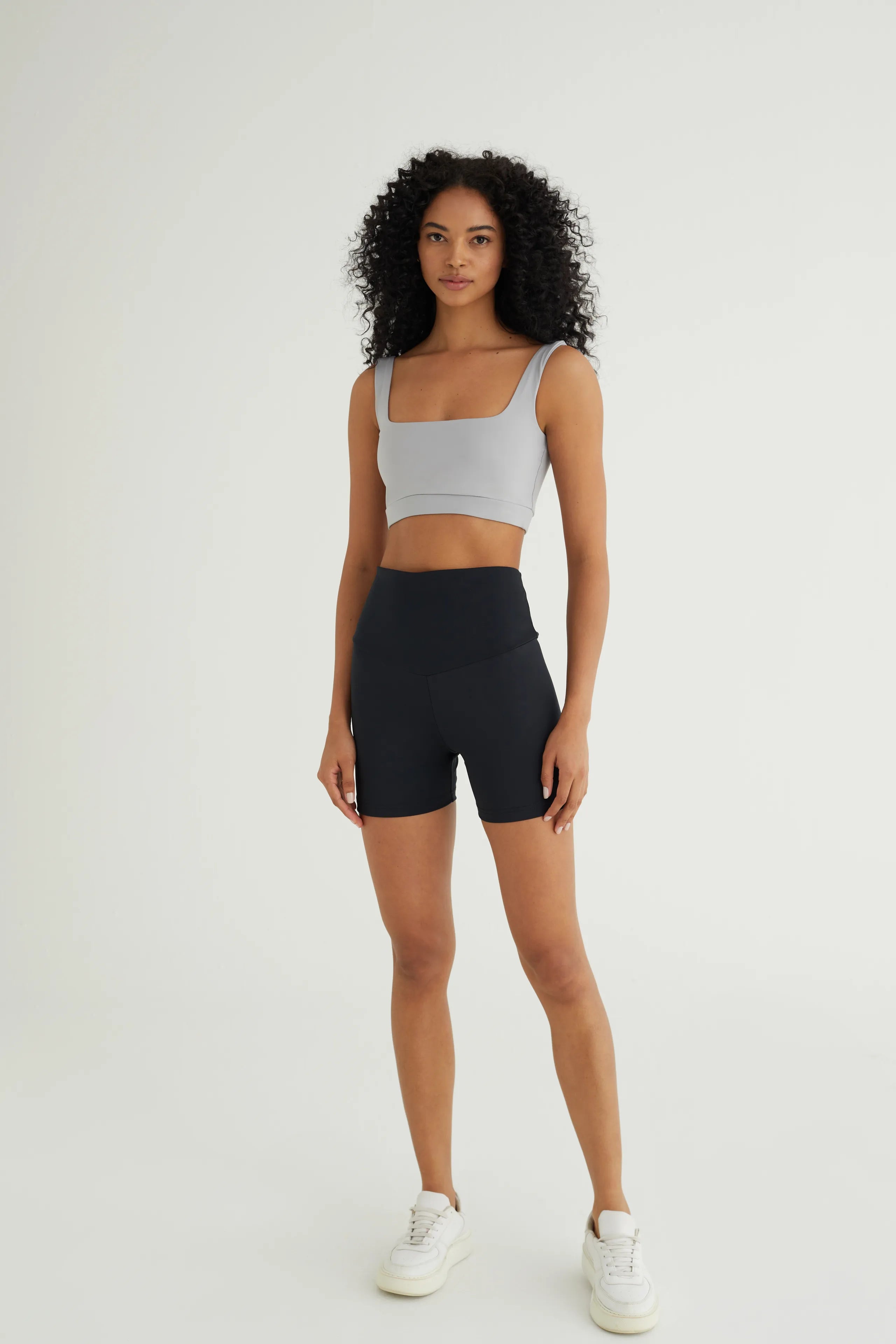 Comfortlux Siyah Yüksek Bel Cep Detaylı Kısa Tayt