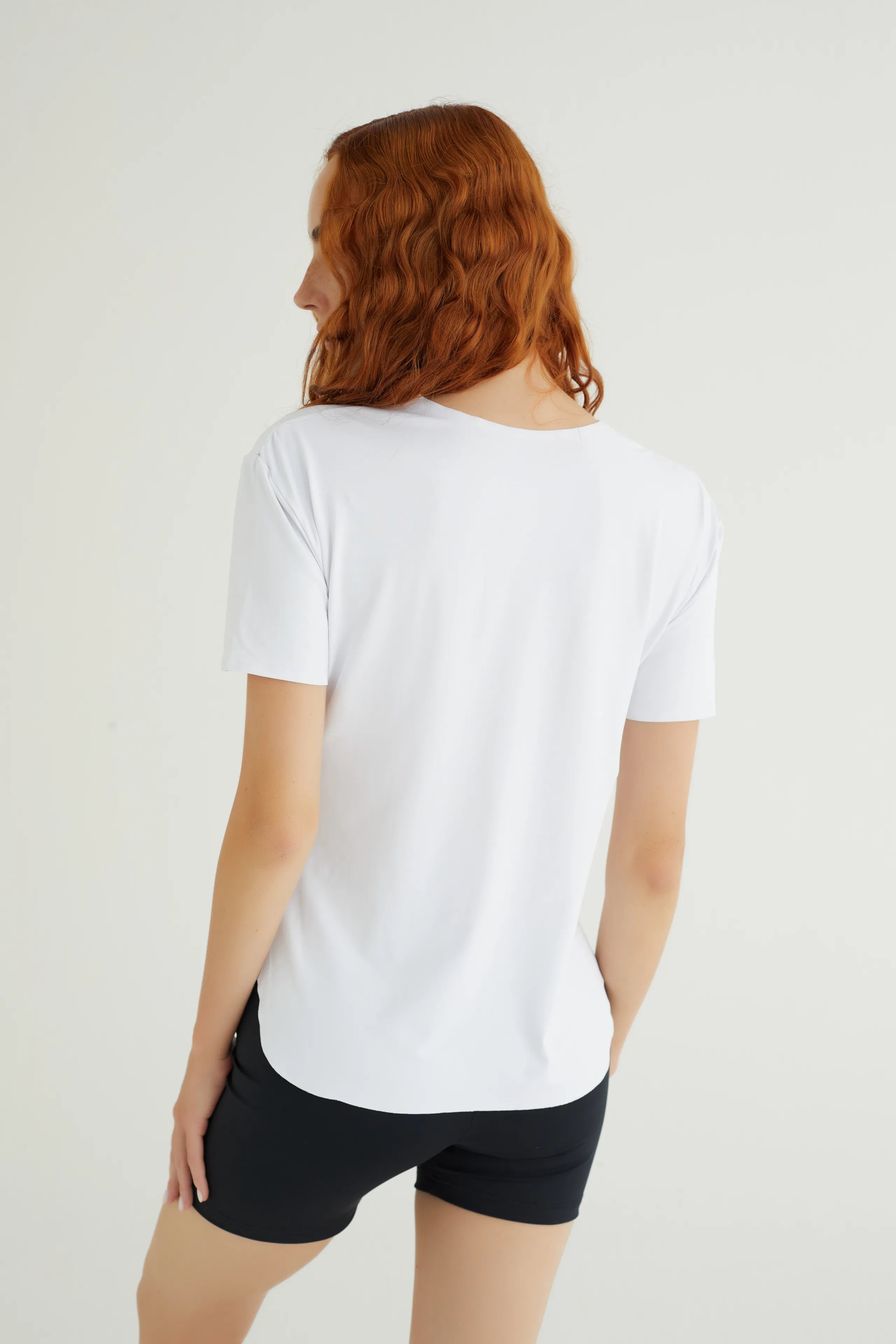 Kısa Kollu Beyaz Polyamid T-Shirt