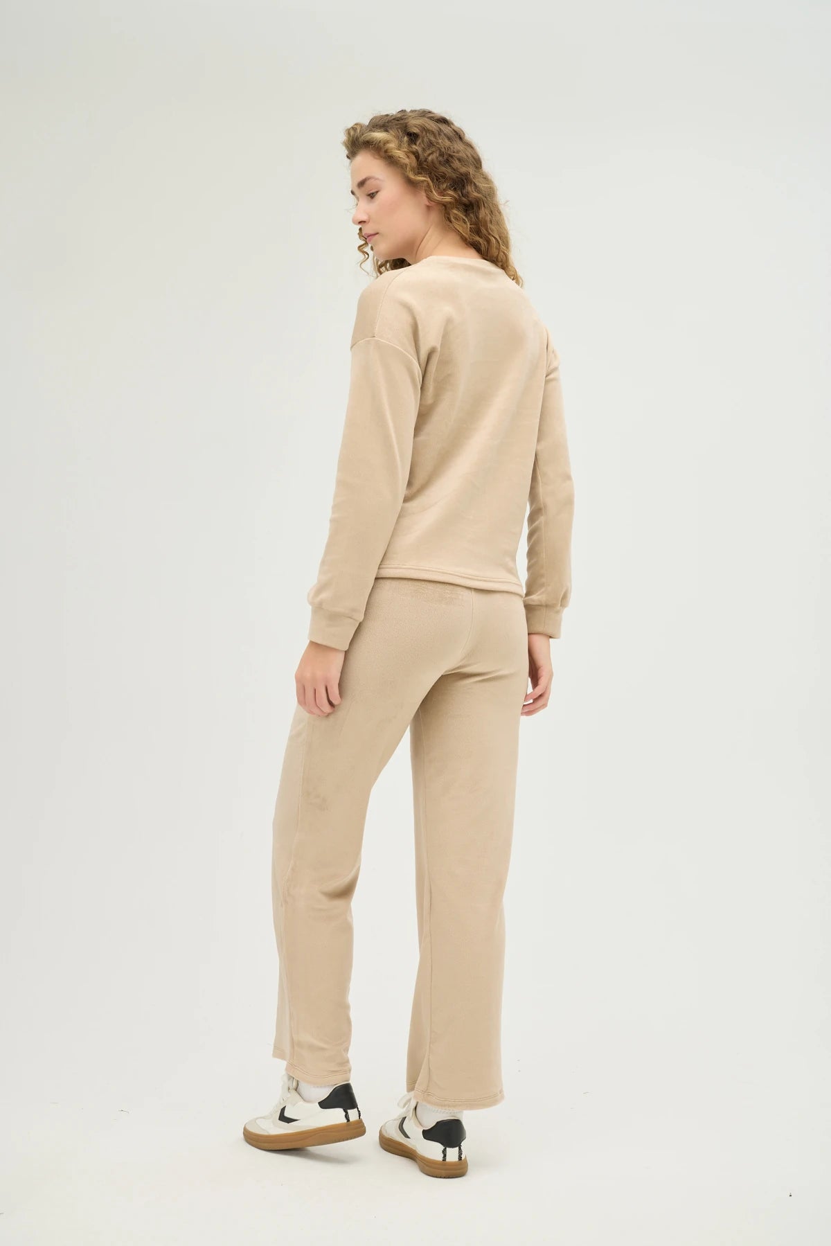 Kahverengi Kadife Takım