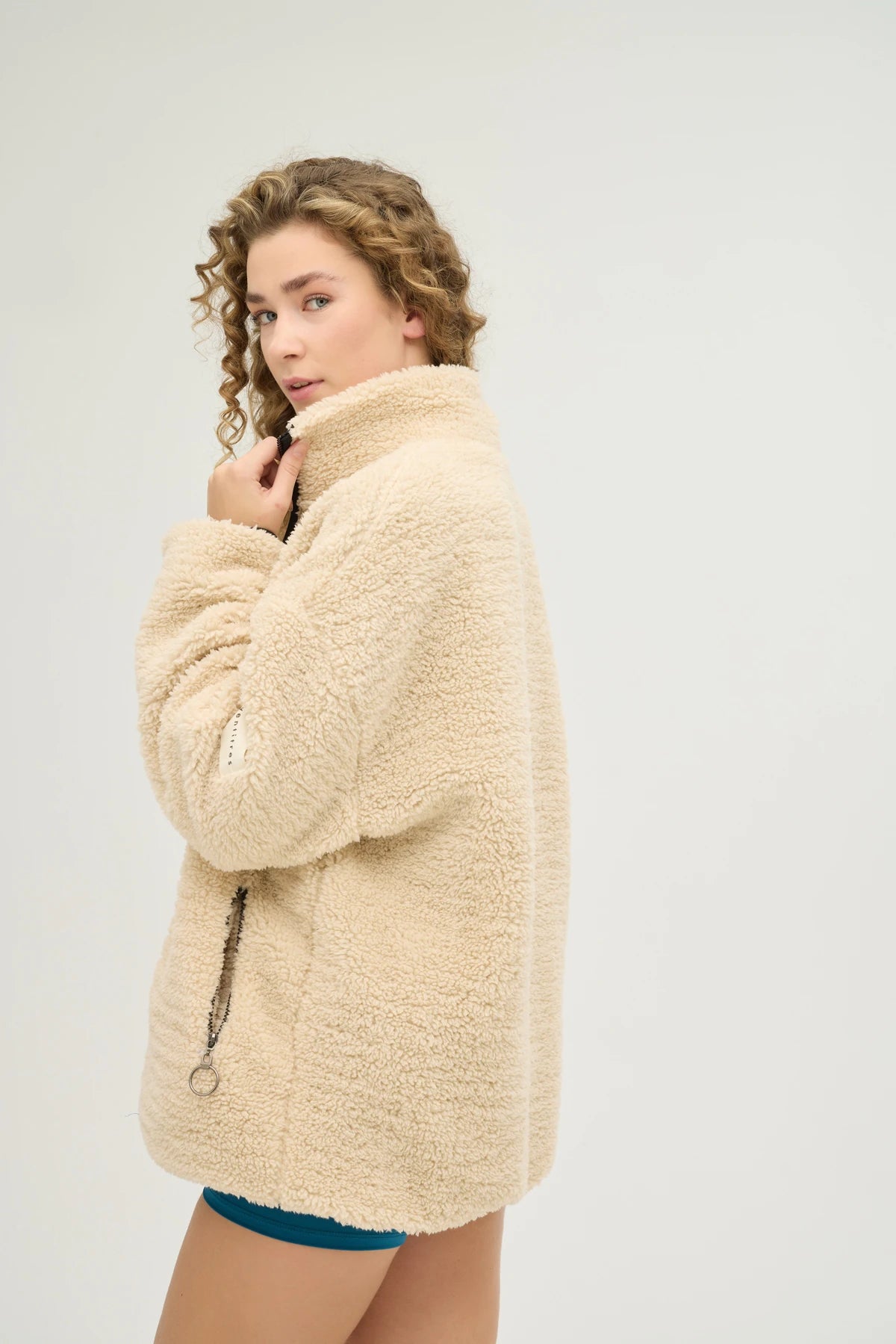 Unisex Bej Oversize Tam Fermuarlı Peluş Sweatshirt