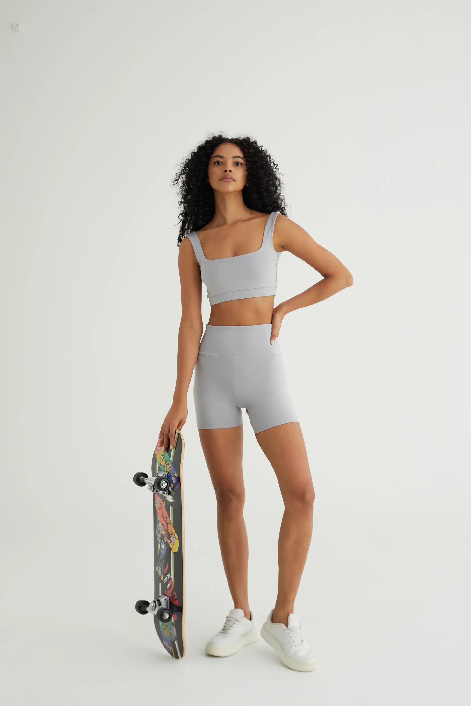 Comfortlux Gümüş Gri Yüksek Bel Kısa Tayt